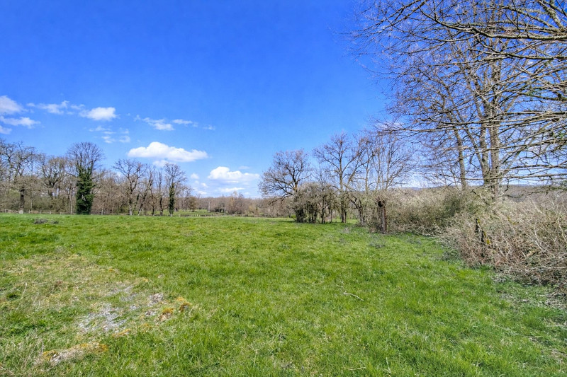 French property for sale in Saint-Médard-la-Rochette, Creuse - €36,600 - photo 2