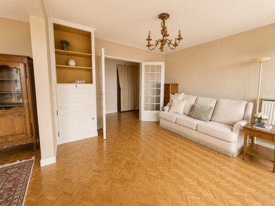 French property for sale in Paris 11e Arrondissement, Paris - €750,000 - photo 2