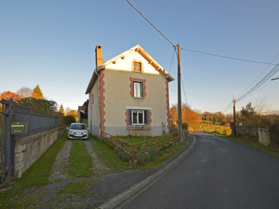 French property for sale in Thiviers, Dordogne - €140,000 - photo 1