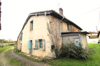 Propriété à vendre à Alloue, Charente - 40 000 € - photo n°2