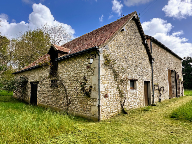 French property for sale in Douadic, Indre - €246,100 - photo 4