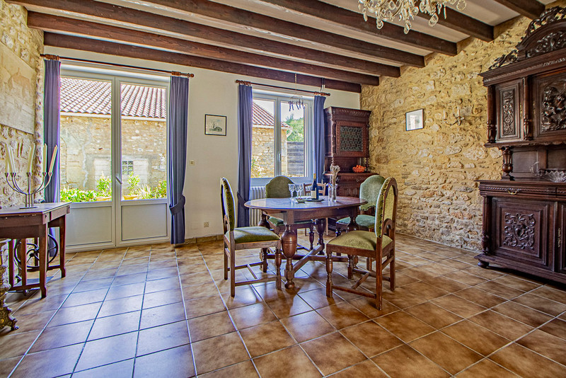 French property for sale in Montcabrier, Lot - €449,000 - photo 7