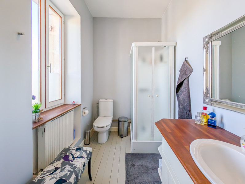 French property for sale in Reignac, Gironde - €695,000 - photo 7