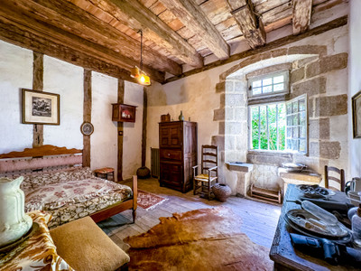 French property for sale in Oroux, Deux-Sèvres - €371,000 - photo 4