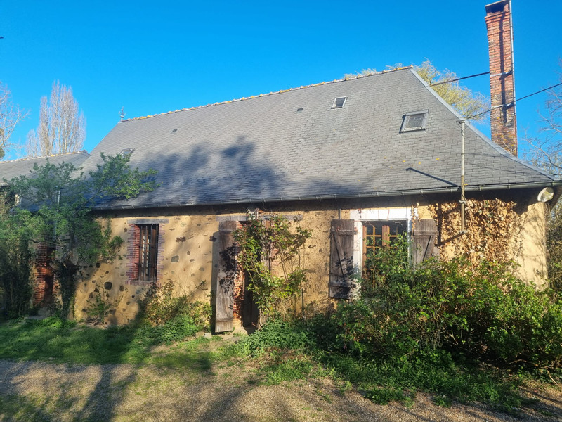 Maison à vendre à Livré-la-Touche, Mayenne - 267.500 € - photo 1