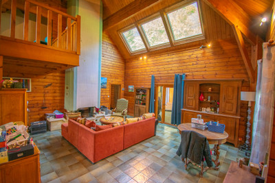 French property for sale in Ussel, Corrèze - €299,980 - photo 2