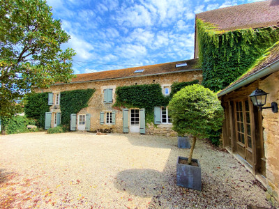 Maison à vendre à Mayac, Dordogne, Aquitaine, avec Leggett Immobilier