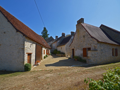 Maison à vendre à Sainte-Orse, Dordogne, Aquitaine, avec Leggett Immobilier