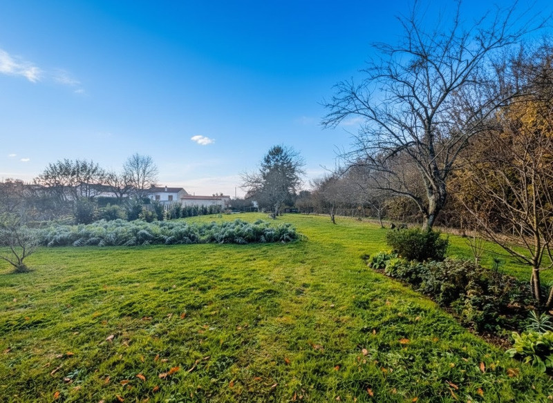 French property for sale in Civray, Vienne - €139,000 - photo 9