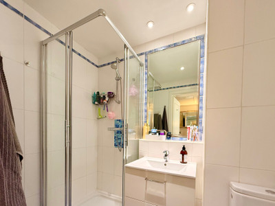 French property for sale in Cannes, Alpes-Maritimes - €399,000 - photo 6