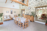 Maison à vendre à Beugnon-Thireuil, Deux-Sèvres - 315.000 € - photo 5