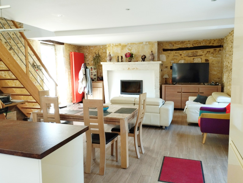 House for sale in Mareuil en Périgord Dordogne Rare estate offering
