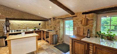 French property for sale in La Ferrière-en-Parthenay, Deux-Sèvres - €350,000 - photo 5
