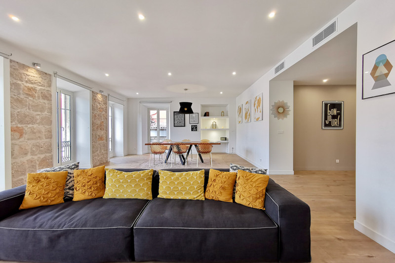 French property for sale in Nice, Alpes-Maritimes - €1,040,000 - photo 1