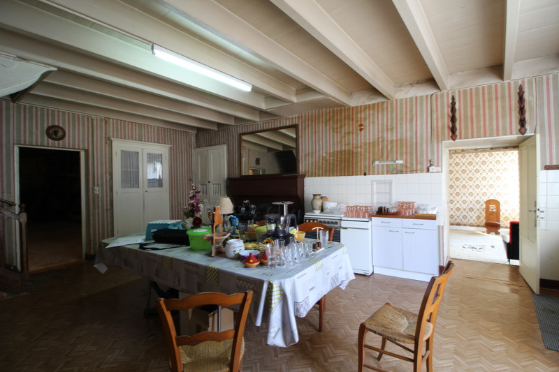 French property for sale in Tusson, Charente - €66,600 - photo 4
