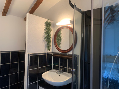 French property for sale in Bagnols-en-Forêt, Var - €199,950 - photo 5