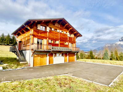 Ski property for sale in Combloux - €876,850 - photo 0