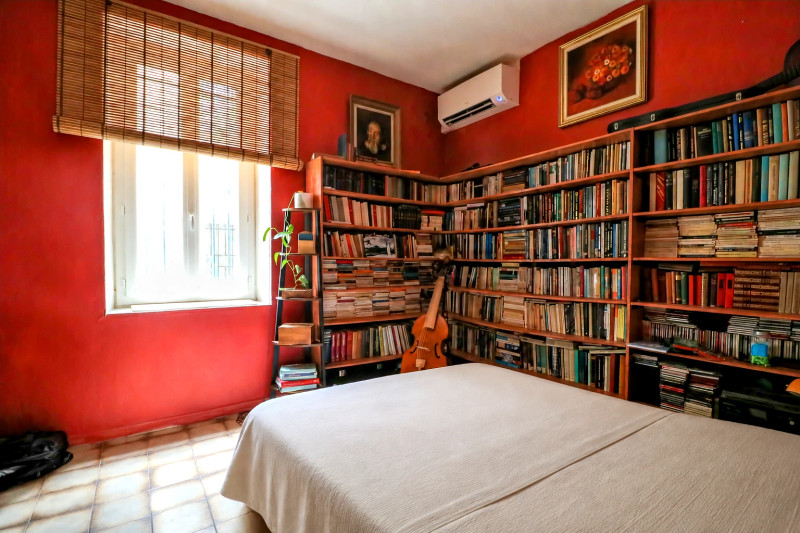 French property for sale in Nîmes, Gard - €115,000 - photo 7
