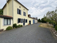 Maison à vendre à Saint-Saud-Lacoussière, Dordogne - 256.800 € - photo 1