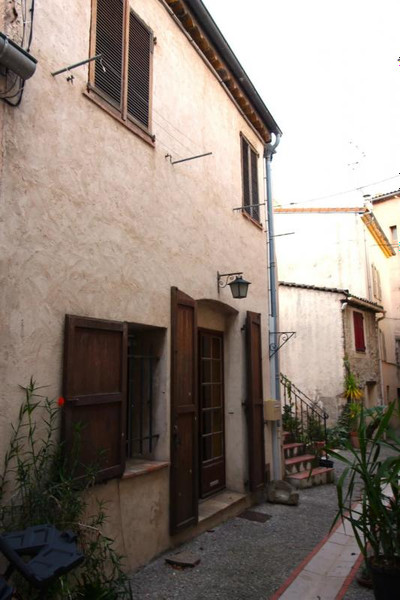 French property for sale in Vallauris, Alpes-Maritimes - €260,000 - photo 4