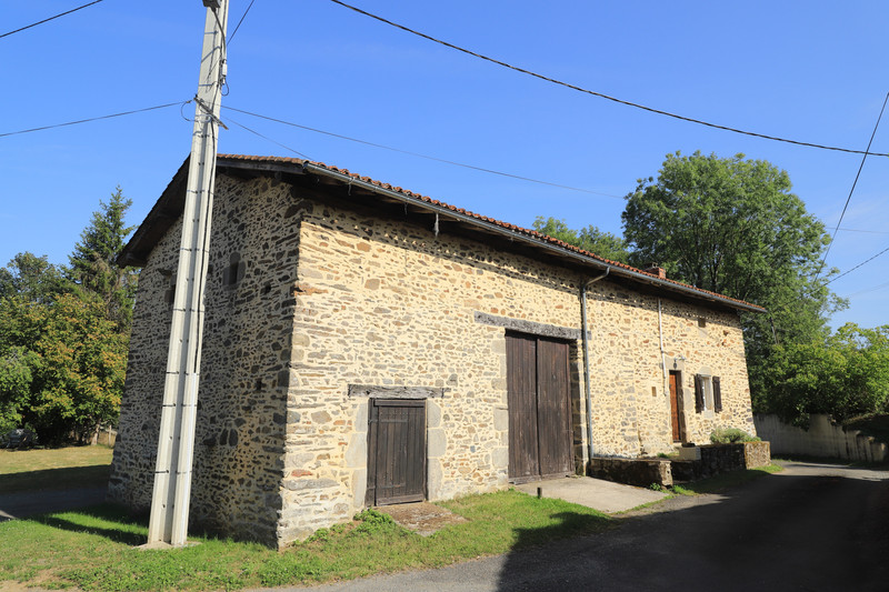 French property for sale in Cherves-Châtelars, Charente - €172,800 - photo 10