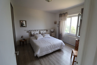 French property for sale in Queyssac-les-Vignes, Corrèze - €299,500 - photo 8