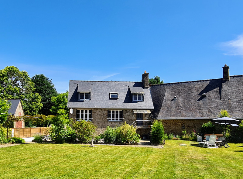 Maison à vendre à Brecé, Mayenne - 156 000 € - photo 1 Maison à vendre à Brecé, Mayenne - 156 000 € - photo 1
