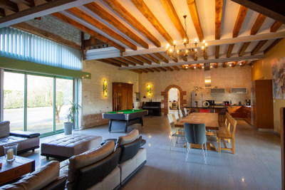 French property for sale in La Tour-Saint-Gelin, Indre-et-Loire - €690,000 - photo 2