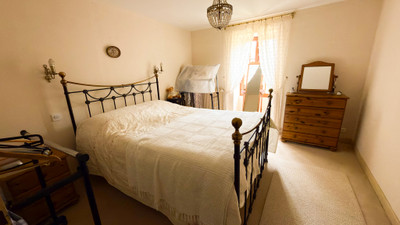 French property for sale in Piégut-Pluviers, Dordogne - €266,430 - photo 5