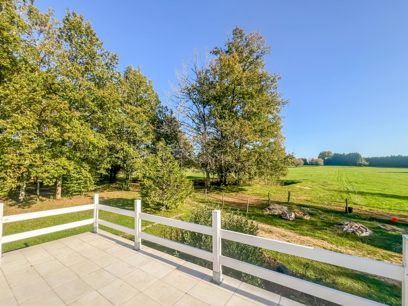French property for sale in Lacropte, Dordogne - €389,000 - photo 8