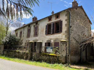 Maison à vendre à La Pouge, Creuse, Limousin, avec Leggett Immobilier