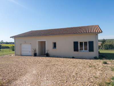 French property for sale in Saint-Romain, Charente - €199,800 - photo 9