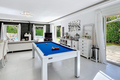 French property for sale in Valbonne, Alpes-Maritimes - €1,350,000 - photo 7