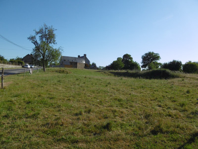 French property for sale in Couesmes-Vaucé, Mayenne - €18,520 - photo 8