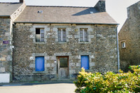 property to renovate for sale in LangourlaCôtes-d'Armor Brittany