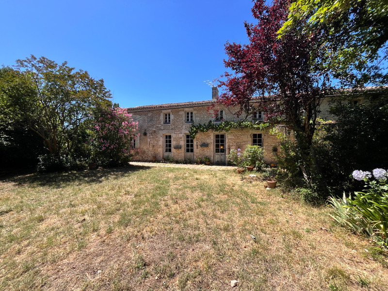 French property for sale in Saint-Palais-sur-Mer, Charente-Maritime - €630,000 - photo 0