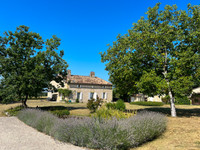 French property, houses and homes for sale in Lauzun Lot-et-Garonne Aquitaine