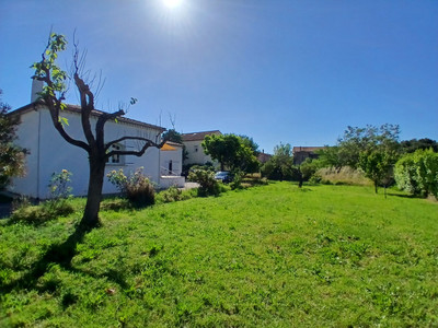 Maison à vendre à Pézenas, Hérault, Languedoc-Roussillon, avec Leggett Immobilier