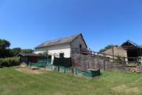 Maison à vendre à La Puye, Vienne - 424.000 € - photo 2
