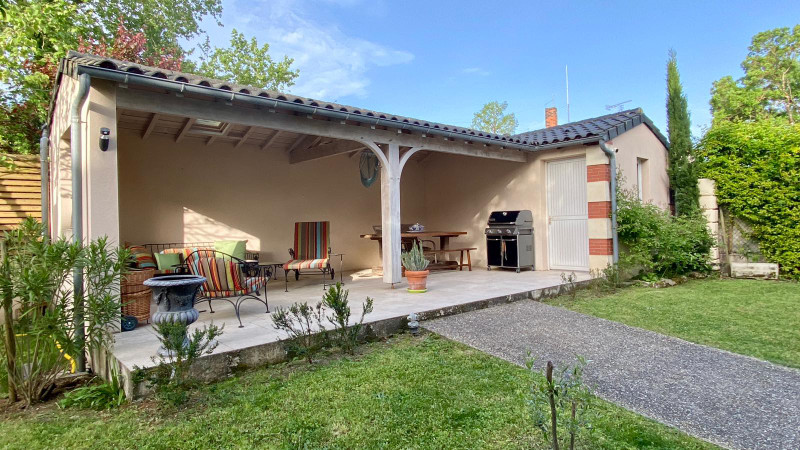 French property for sale in Saujon, Charente-Maritime - €450,000 - photo 2