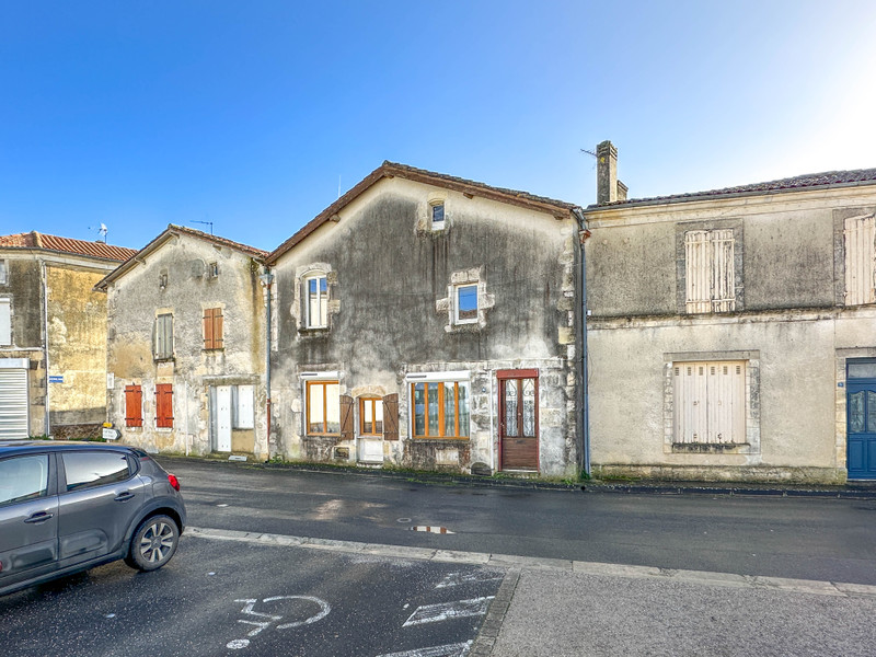 French property for sale in Beauvais-sur-Matha, Charente-Maritime - €74,250 - photo 13
