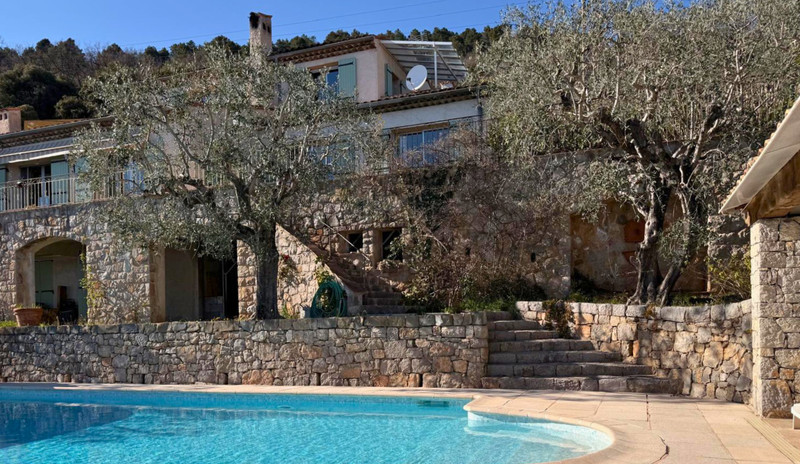French property for sale in Spéracèdes, Alpes-Maritimes - €945,000 - photo 0