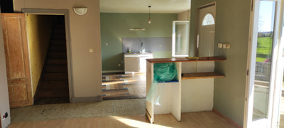 French property for sale in Chaunay, Vienne - €77,000 - photo 4