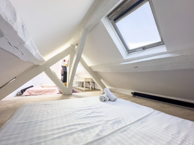 French property for sale in Paris 3e Arrondissement, Paris - €1,310,000 - photo 9