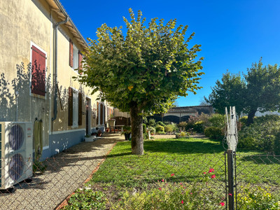 French property for sale in Cressé, Charente-Maritime - €120,100 - photo 1