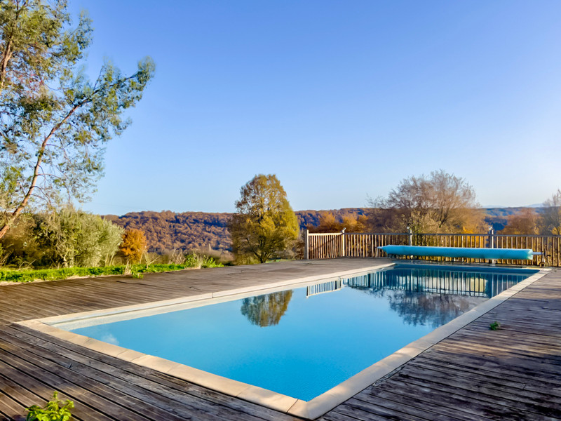 French property for sale in Saint-Loup-en-Comminges, Haute-Garonne - €440,000 - photo 1