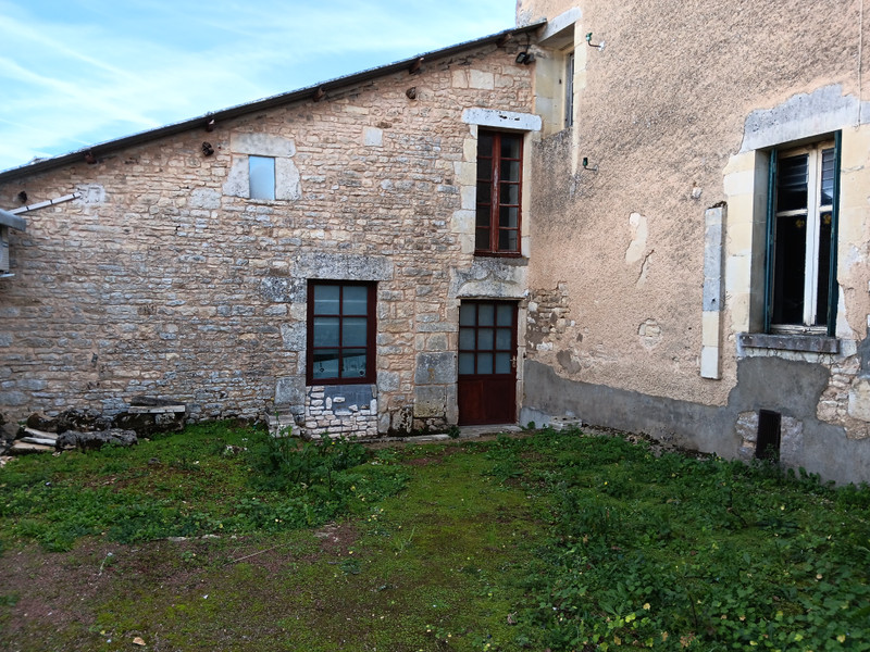 French property for sale in Rom, Deux-Sèvres - €167,400 - photo 13