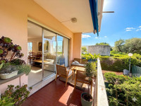 Propriété à vendre à Antibes, Alpes-Maritimes - 449 000 € - photo n°2