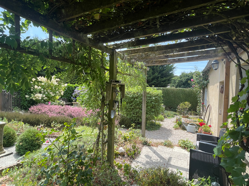 French property for sale in Saint-Connan, Côtes-d'Armor - €114,450 - photo 1