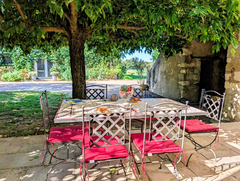 French property for sale in Castres, Tarn - €750,000 - photo 0